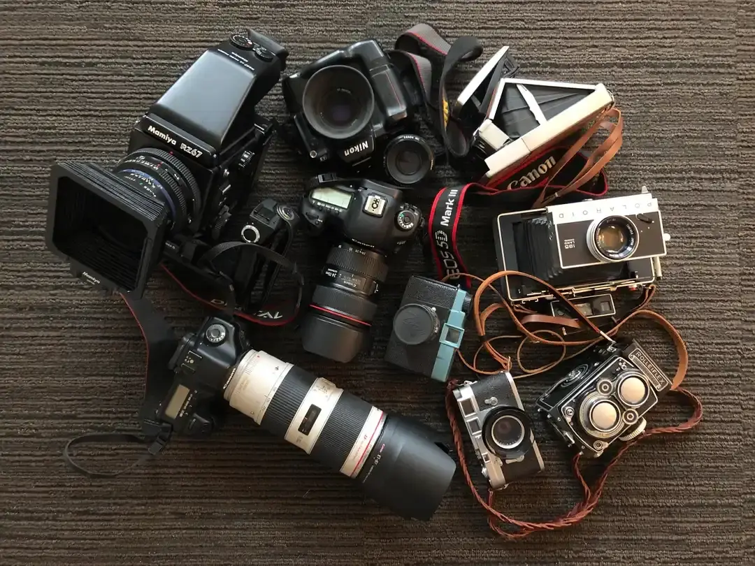 Camcorders & Digital Cameras