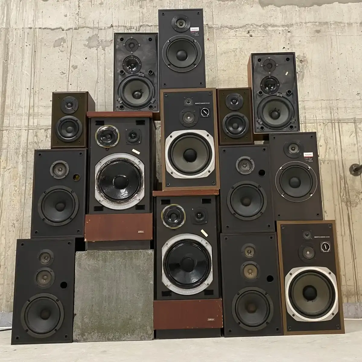 Audio & Sound Equipments